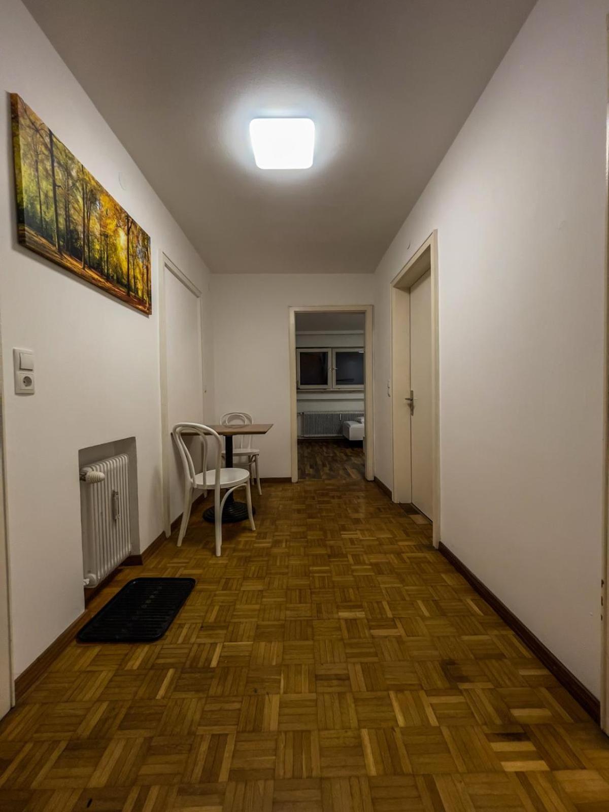 Budget Studio - 2 Einzelbetten - Parkplatz Dornbirn Ngoại thất bức ảnh
